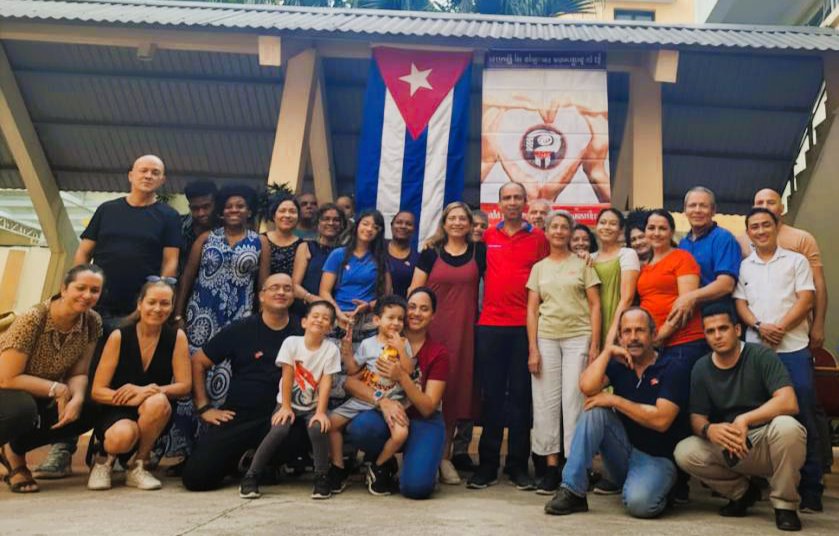 RPolancoF's tweet photo. En @EmbaCubaVietnam celebramos el aniversario 65 de los Comités de Defensa de la Revolución. https://t.co/SApJqcECNP