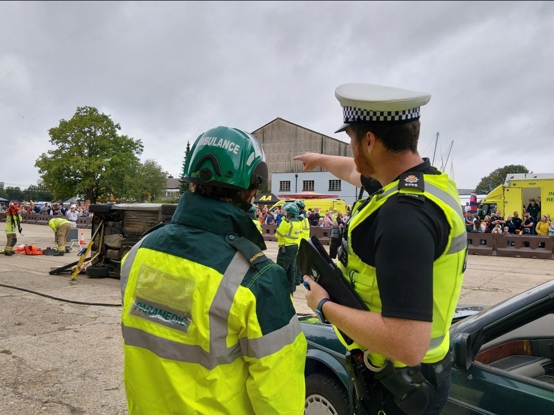 SurreySpecials's tweet image. Last weekend, we attended @BrooklandsMuseu Emergency Services Day to engage with the public and showcase the skills and equipment we use to keep you safe.

This included our displays from our Specialist Drone, Public Order and Roads Policing Units.

A great day had by all.