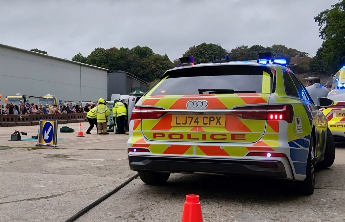 SurreySpecials's tweet image. Last weekend, we attended @BrooklandsMuseu Emergency Services Day to engage with the public and showcase the skills and equipment we use to keep you safe.

This included our displays from our Specialist Drone, Public Order and Roads Policing Units.

A great day had by all.
