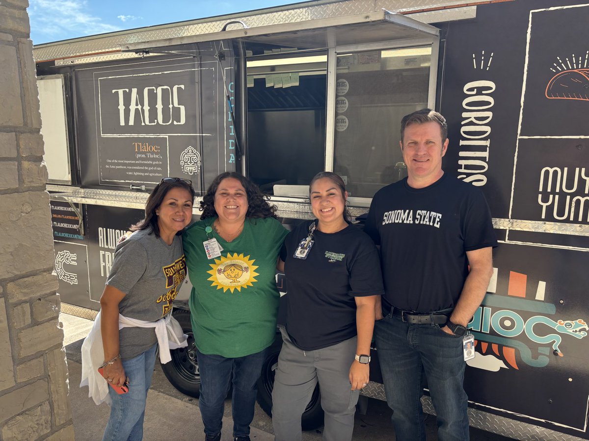 Thank you to our amazing PTA for TLALOC food truck! The food was amazing!! 🌮 #skyhawkpride #vhawks