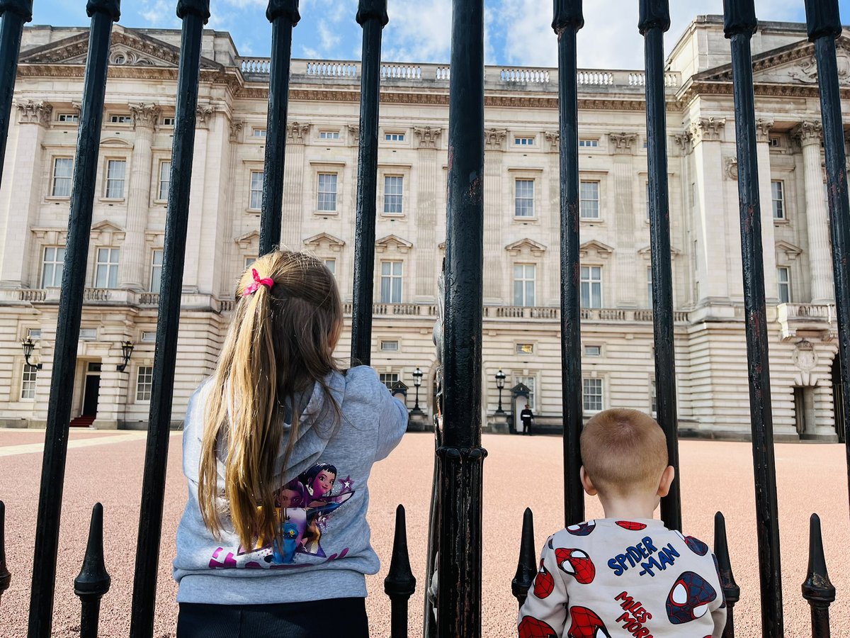 Amy Wilson tweet media