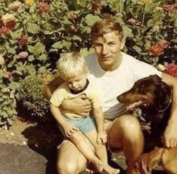 Roma (@romab) on Twitter photo <a href="/CTULocal1/">Chicago Teachers Union</a> You all are SICK.
She KILLED a man.
His wife became a widow and left behind a three-year-old child. The killer fled to Cuba and lived another 52 years while everyone else had to deal with the consequences she created.
And you honor the killer? <a href="/CTULocal1/">Chicago Teachers Union</a> You all are SICK.
She KILLED a man.
His wife became a widow and left behind a three-year-old child. The killer fled to Cuba and lived another 52 years while everyone else had to deal with the consequences she created.
And you honor the killer?