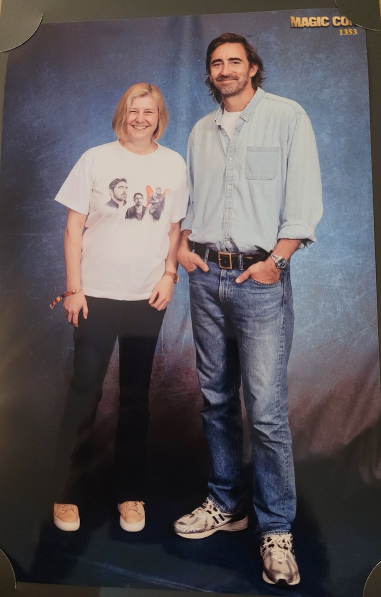 Finally...
I met Lee Pace at MagicCon today! 🥰🫠😍