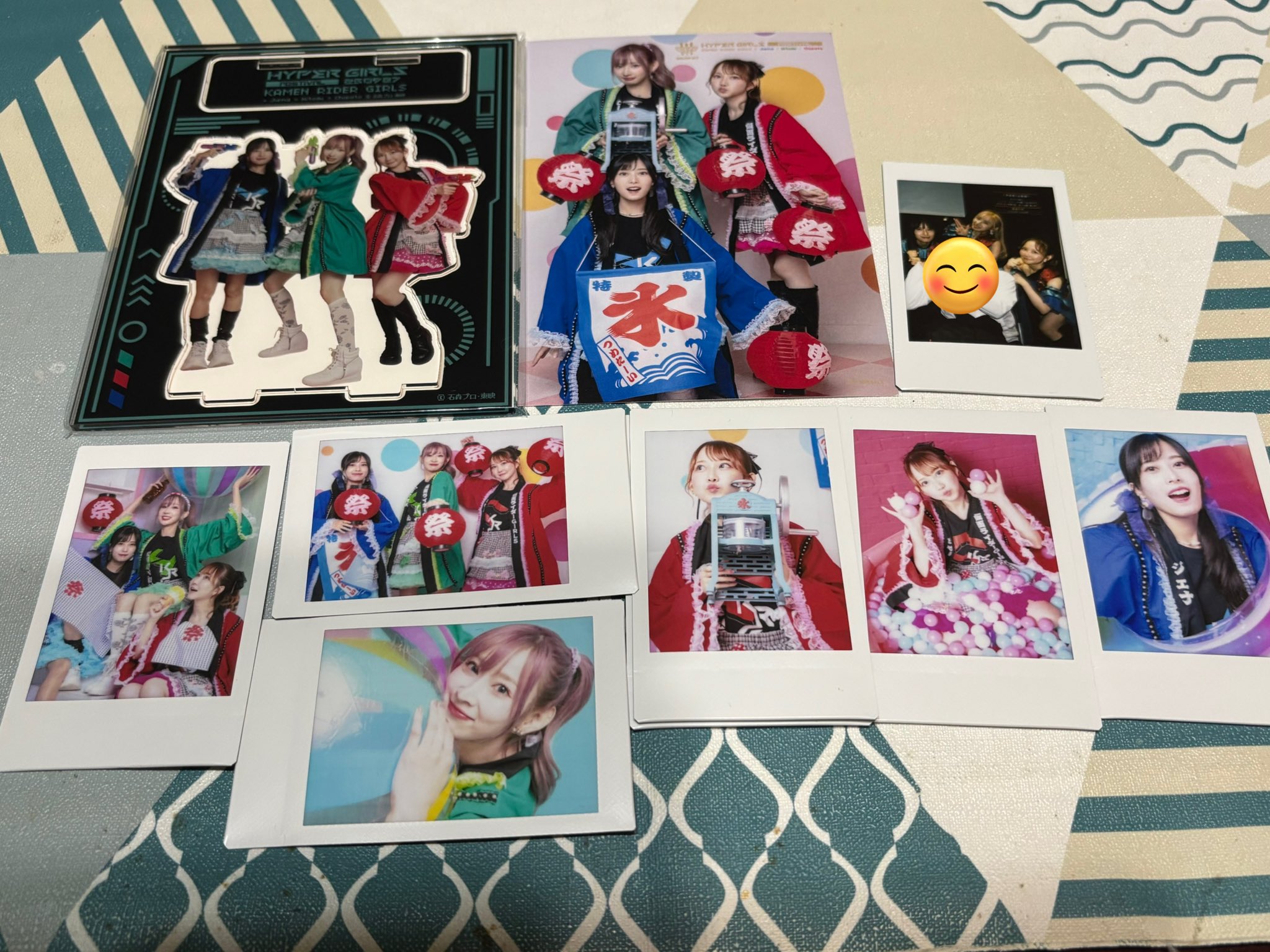 仮面ライダーGIRLS サイン入りポスター E-X-A 仮面ライダーガールズ メンバー 直筆サイン入り ポスター 仮面