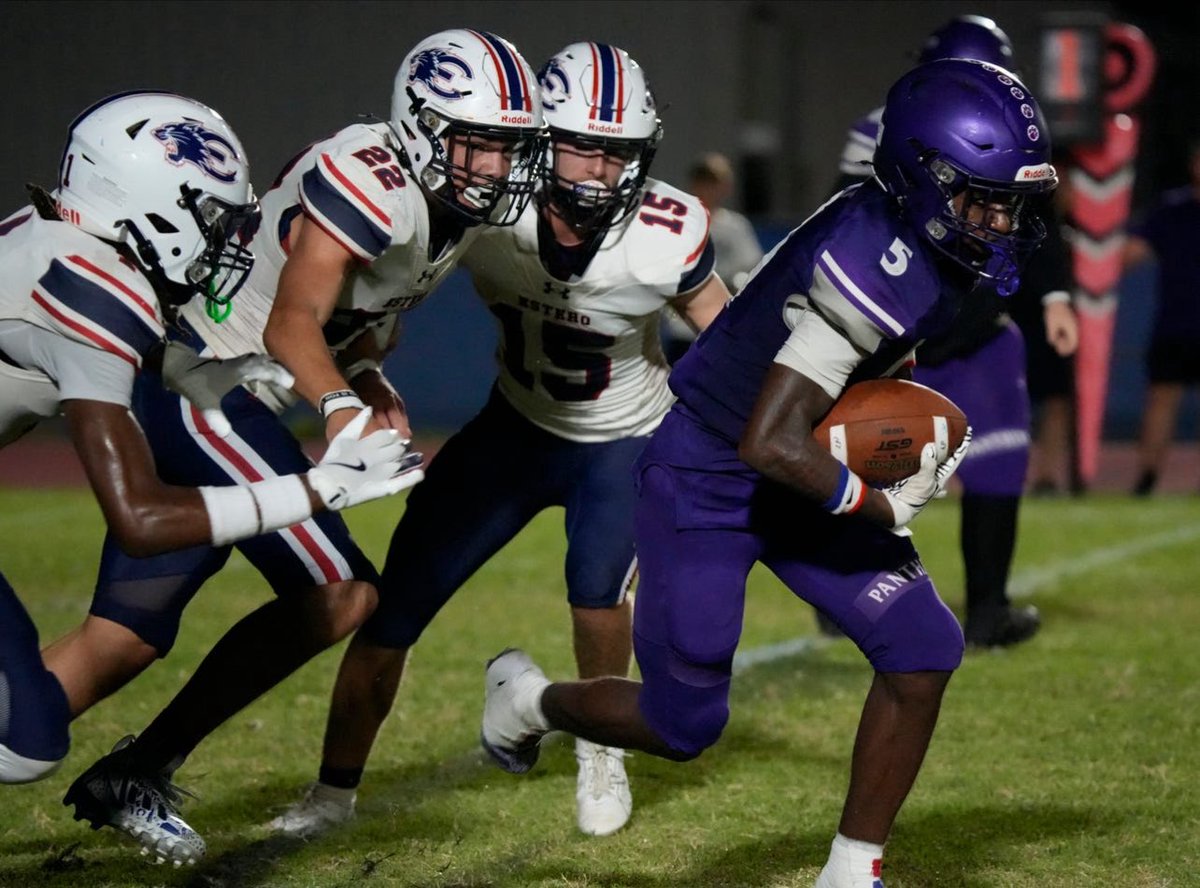 🏈 What an epic showdown between Cypress Lake HS and Estero HS! A thrilling, back-and-forth battle ended with a nail-biting 25-23 victory for Cypress Lake! 🐆 Kudos to all the players and coaches for an incredible game. High school football at its finest! 🏆 #CypressLake #Estero