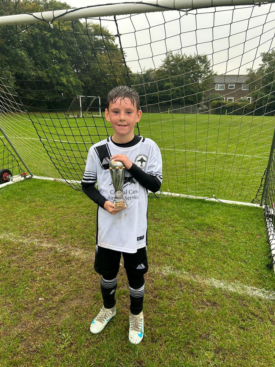 U10juniors hosted a well organised Hawkinge Town on a very wet morning the boys worked very hard with some good passing and goals,player of the match was Jacob Miles definitely his best games and scored his first ever goals⚽️⚽️