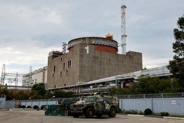ItsTheEnforcer's tweet image. 🚨BREAKING: Ukraine’s Zaporizhzhia Nuclear Power Plant (Russian occupied) has been disconnected from the grid for over 4 days.

The plant has been operating on emergency generators as nuclear experts warn of a possible meltdown if the fuel is unable to be cooled properly.