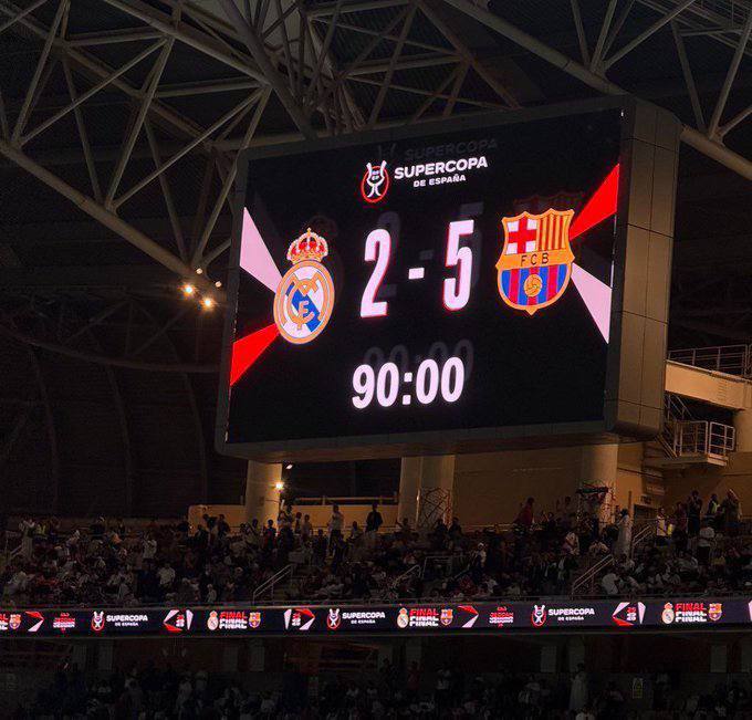 هەتی ڕیاڵیش ئەم عادەتە قۆڕەی هەر تەرک نەدا