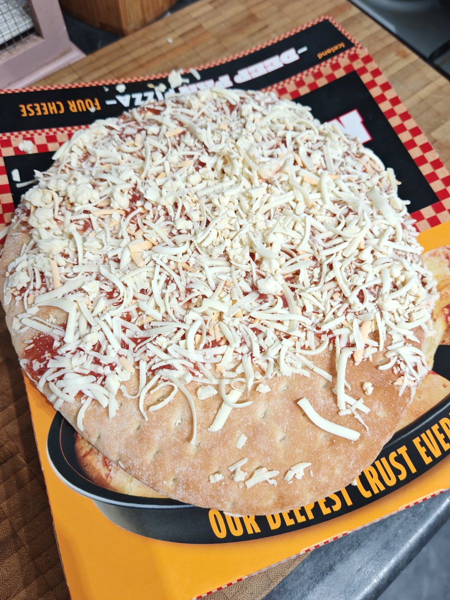 mrshangrypants's tweet photo. @IcelandFoods What an absolute shit show of a pizza... Two unhappy boys 🙄 https://t.co/0nIvUg9DFo