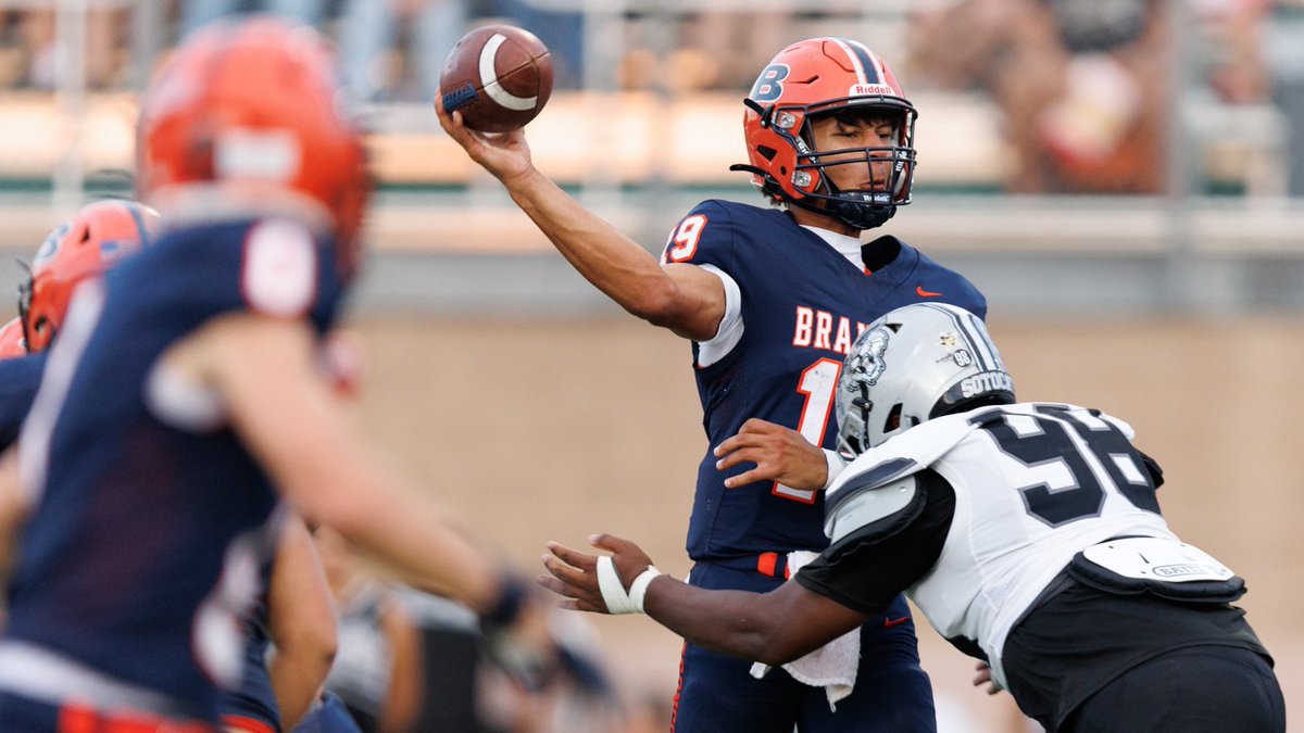 Excited to start sharing my journey!

📍 San Antonio | Sotomayor High School
🏈 Defensive Tackle / Nose Guard | Class of 2027
📊 Starter | 4 Sacks this season
🎓 GPA: 4.0 (97.2) | Ranked 109/694 | All AP &amp; Advanced Courses

Grateful for my coaches, teammates &amp; family. Ready to