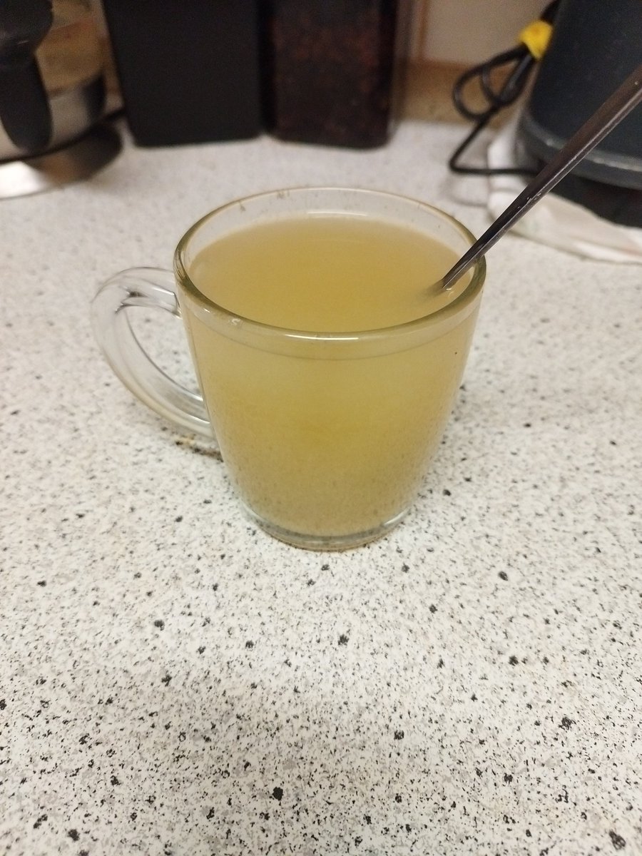 Mir ist kalt. Also schnell einen heißen Ingwertee mit etwas Rohrzucker