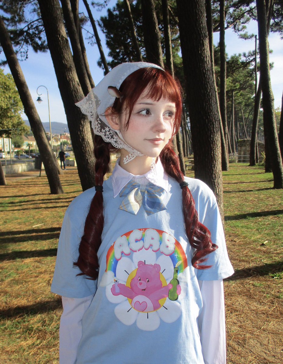 Y LO CHULI QUE ES ESTA CAMISETA DE <a href="/TheDamnedShop/">Damned</a> ?!?!?! Podéis conseguir la vuestra en su web y además con un 10% de descuento si usáis el código BATMOCHI 🤓☝🏻id corriendo a echarle un vistazo que tiene cosas increíbles!!!!