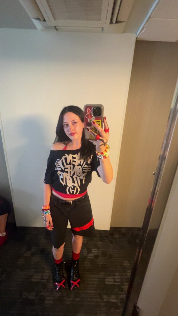 koldiesstation's tweet photo. hi I can’t wait to see everyone! #BreachHershey https://t.co/YIPXxEYUS2