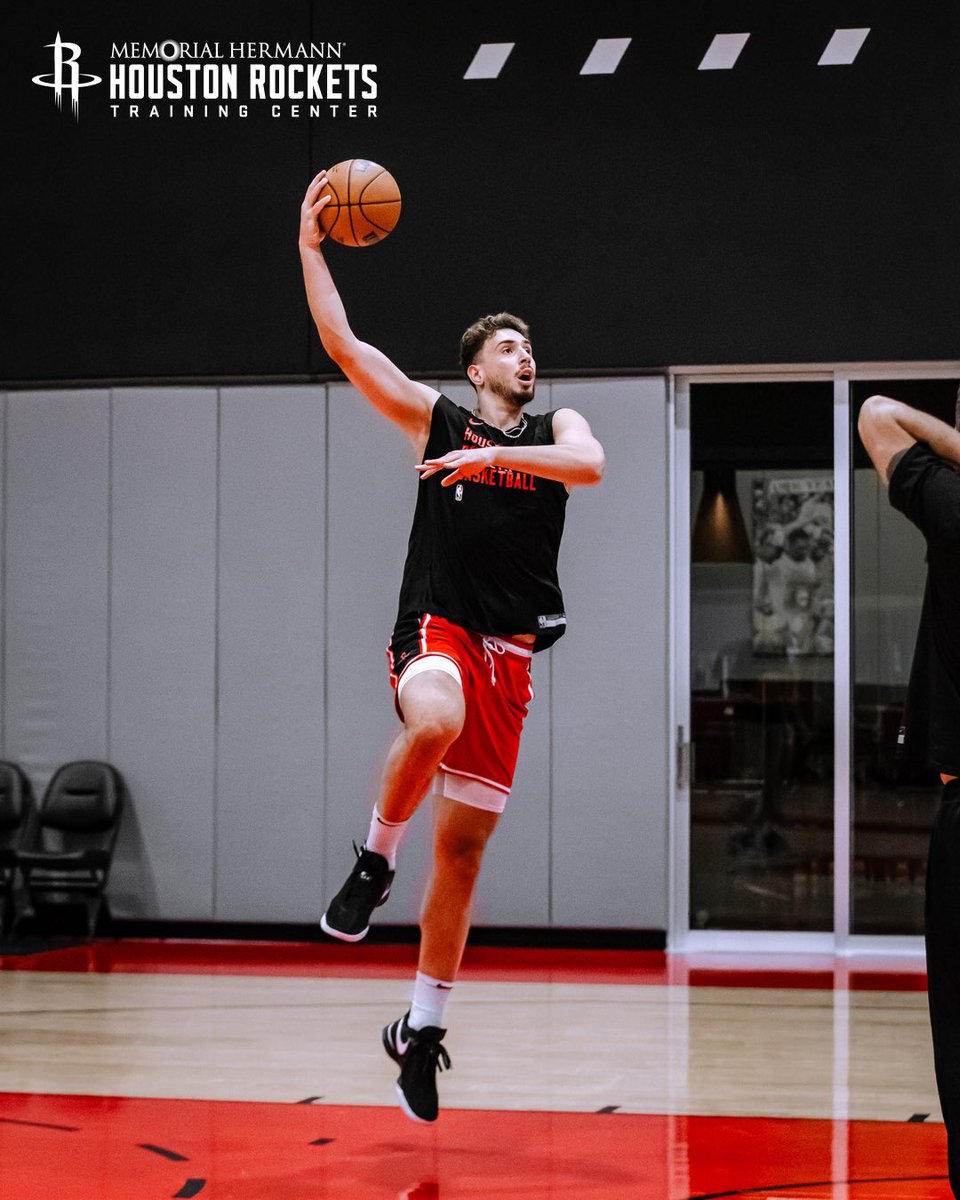 HoustonRockets tweet picture