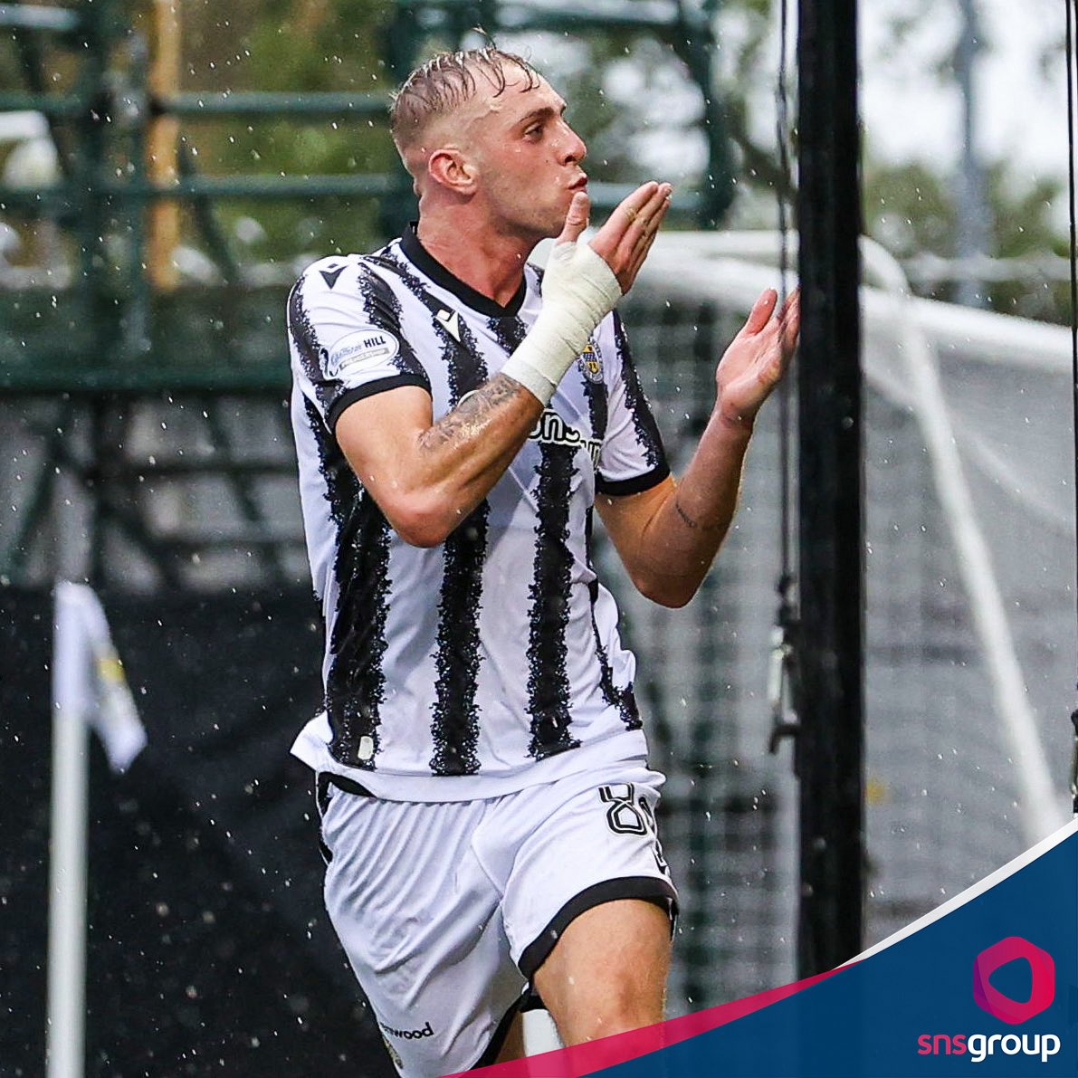 Ross Paterson🐼🏁 (@pandaross_1998) on Twitter photo 