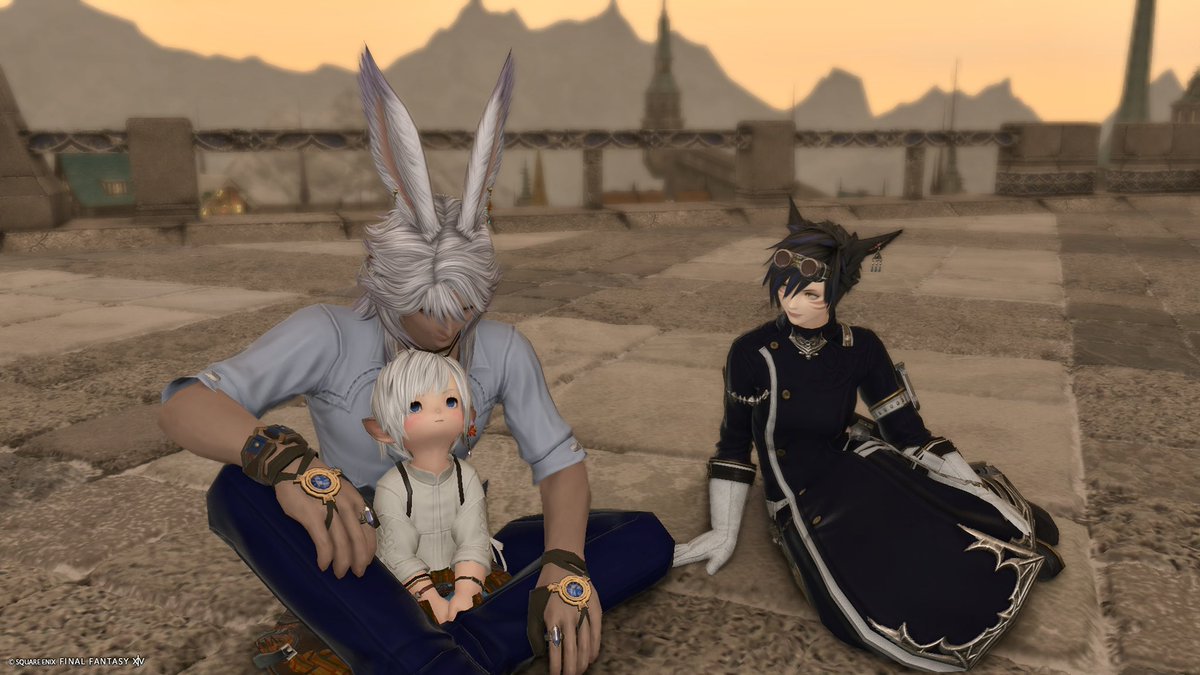 Lhei_FF14's tweet image. 怪しい組織に薬飲まされて……
ミニチュアれいさんの出来上がりっ！www

今日も一日お疲れさまでした！

#FF14
#FCひだまりにゃんこ