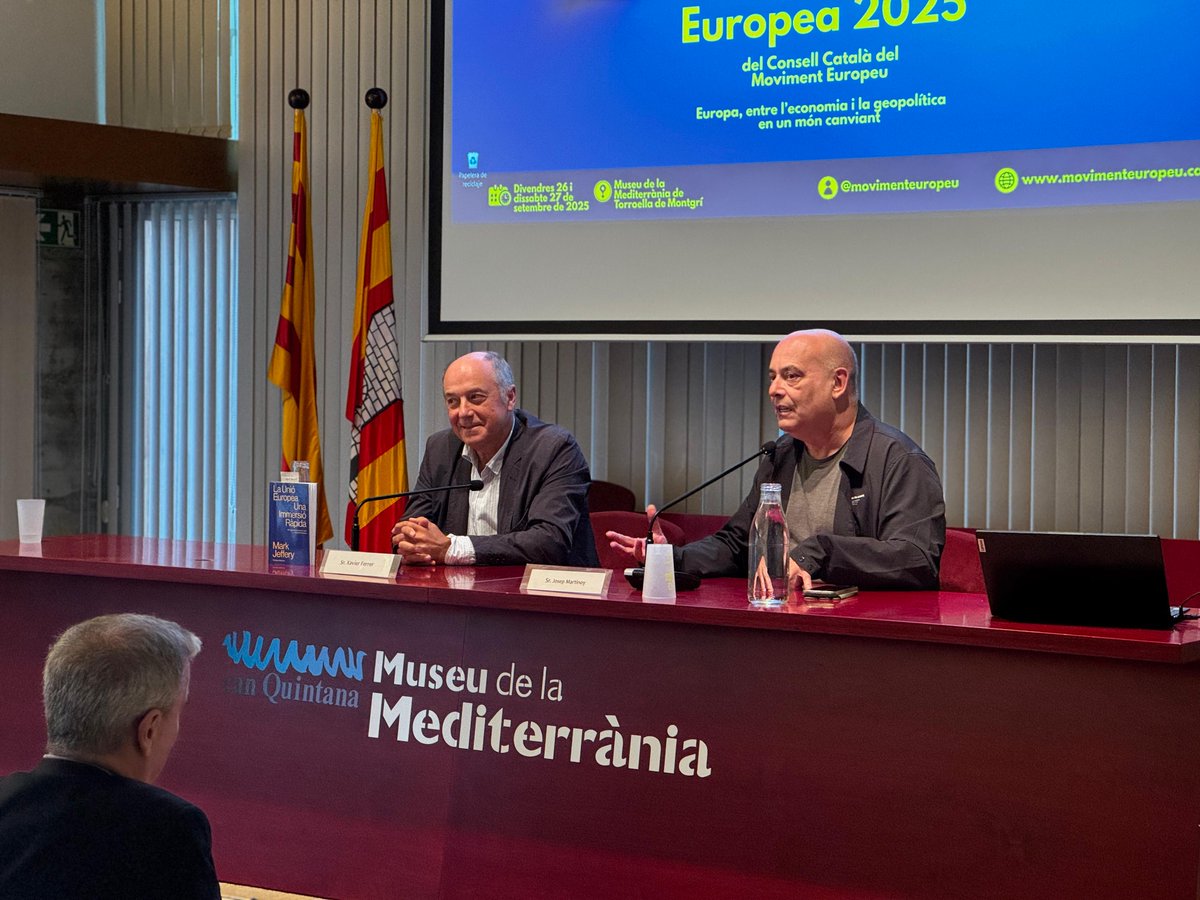 📍 Clausuren l'acte, <a href="/xavierferrerj/">xavier ferrer</a> , President d’honor del <a href="/movimenteuropeu/">Moviment Europeu català</a> i Jordi Martinoy, tinent d’alcalde de l’ <a href="/AjTorroella/">Ajuntament de Torroella de Montgrí</a> .

🫂 Ha estat un plaer compartir amb tots vosaltres aquest espai de debat sobre "Europa, entre l’economia i la geopolítica en un món canviant"! 💙