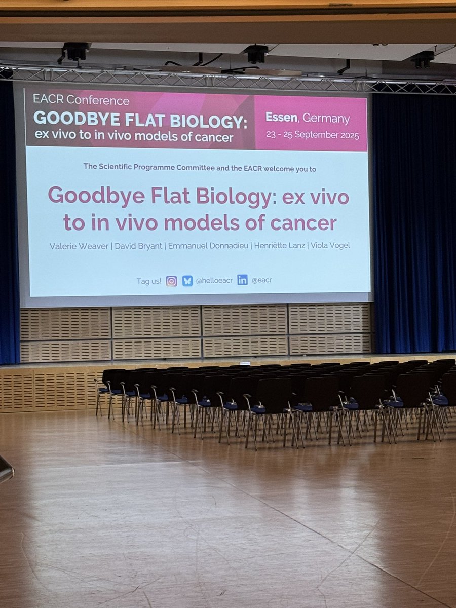 It was a great experience to represent <a href="/KalebicNereo/">Nereo Kalebic</a>  lab and present our work, linking shape and function in glioblastoma, at the goodbye flat biology conference by <a href="/EACRnews/">EACR</a> 

This conference was a source of food for thought  and a fantastic networking opportunity
