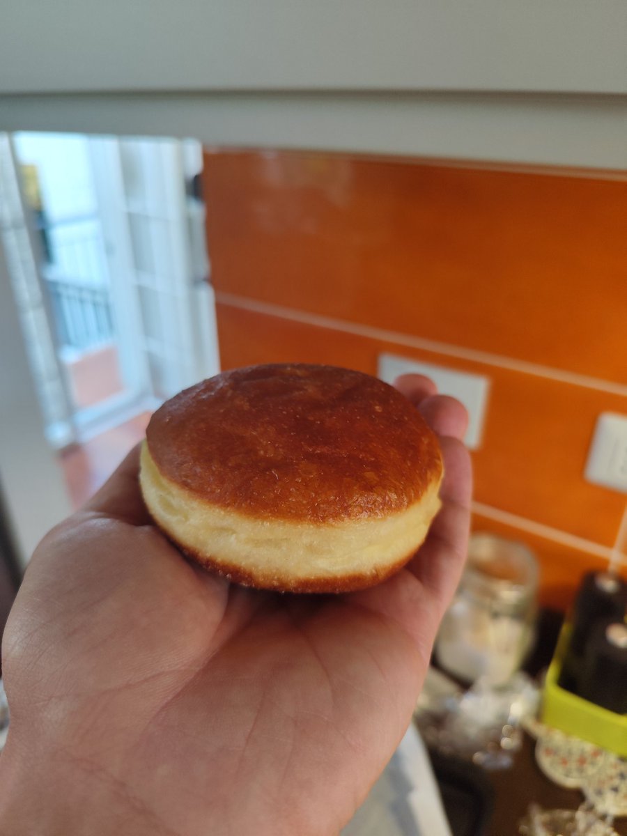 AngeloBakeoff13's tweet image. Questa è l'ora della redenzione: da buon pugliese so friggere!!! 🥰🥰🥰

#BakeOffItalia #pastry #bomboloni #cake #pastrychef