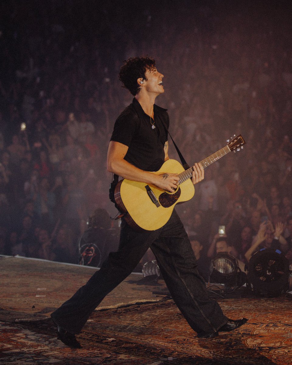 ShawnAccess's tweet image. What a way to start the North American run of #ShawnOnTheRoadAgain! Thank you for an amazing night, Boston. We’ll see you all tomorrow for #OnTheRoadAgainToronto ☺️