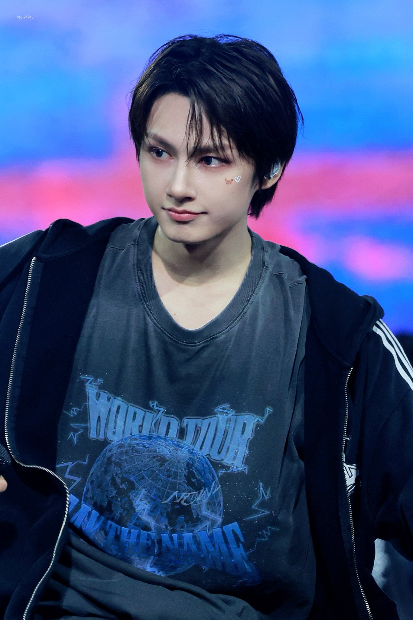 じゅんじゅん 20240911 yzy 北京 美人さん✨ cr.Logo #seventeen #セブチ#jun