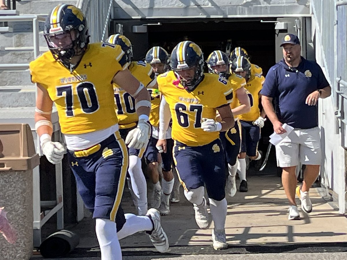 ChadHolmesWI's tweet image. Beautiful Saturday afternoon for football at Thom Field as Wausau West hosts Stevens Point.  Hear the game live on 98.9 WXCO, online at wxco.fm, mobile devices by searching WXCO and on the Civic Media app starting with the pregame at 12:35 pm.  #wisfb