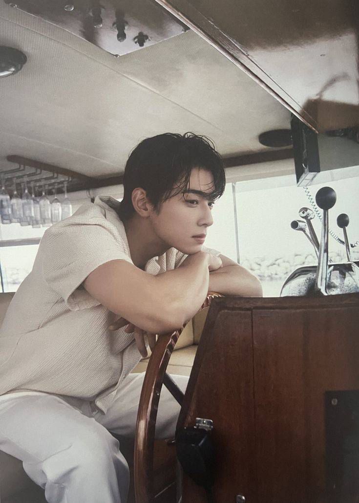 yeoshine_'s tweet photo. Chanight https://t.co/mOO7XSzner