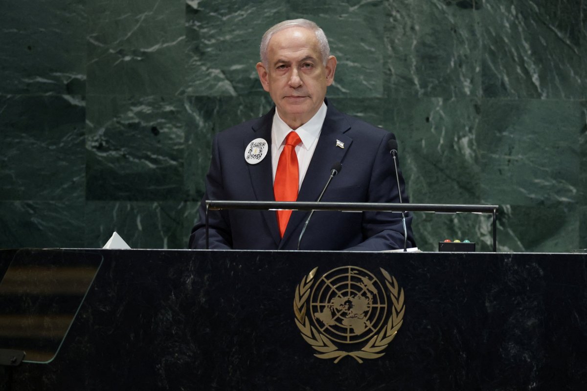 The Hostages and Missing Families Forum, which represents relatives of Israeli captives, accused PM Netanyahu of offering “words without action” during his address at the #UNGA80.

🔴 LIVE updates: aje.io/xrkca1