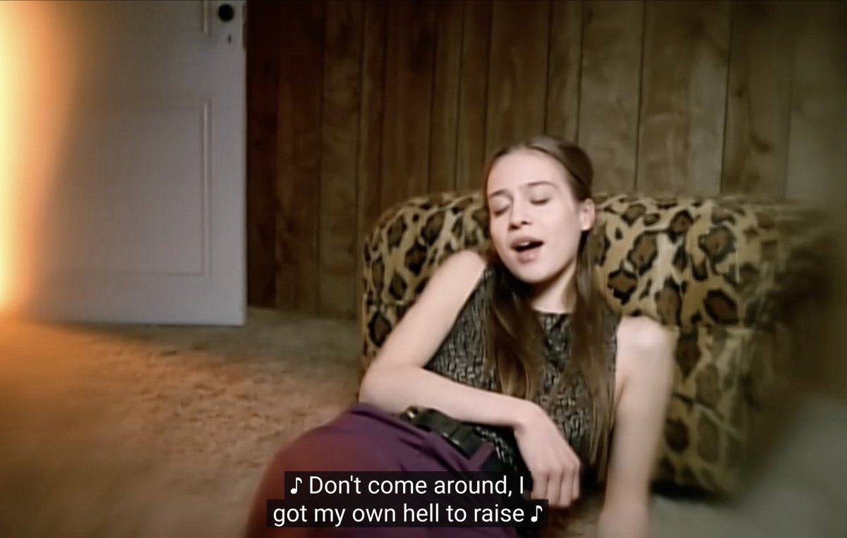 fionarchivee's tweet photo. Sleep to Dream - Fiona Apple (1997) https://t.co/WMtXviP20b