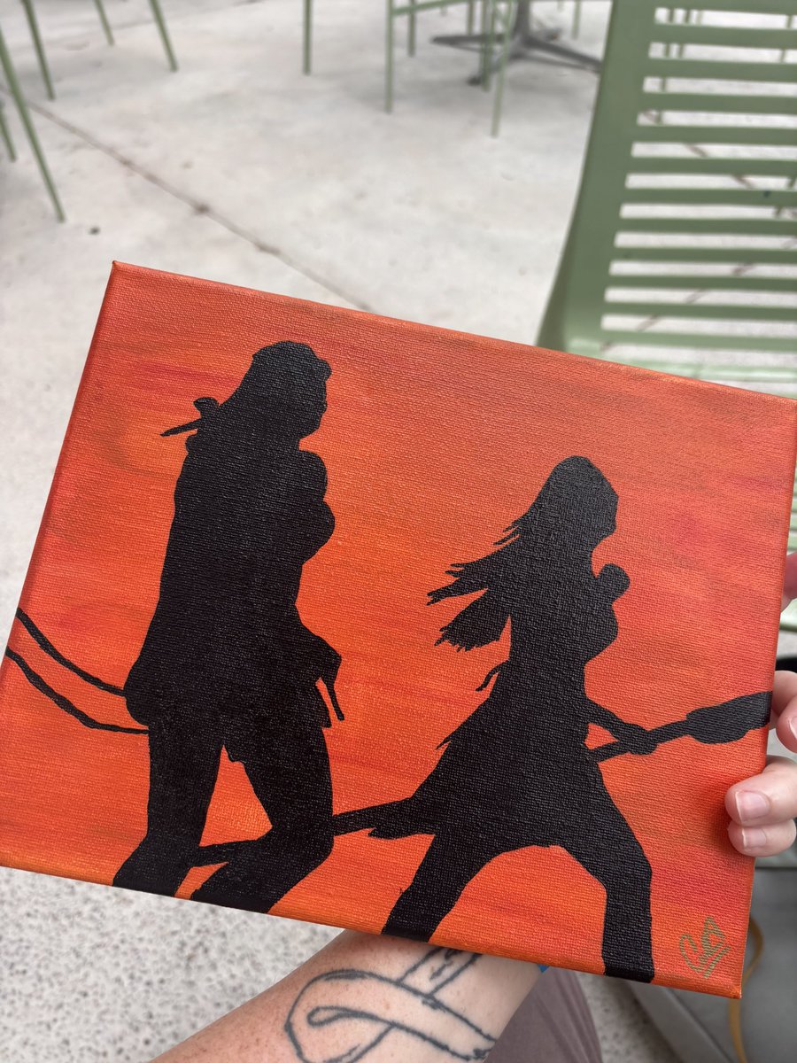 thatwitchygeek's tweet image. Excuse me but it’ll take me about 3-4 business days get up from the floor 😭