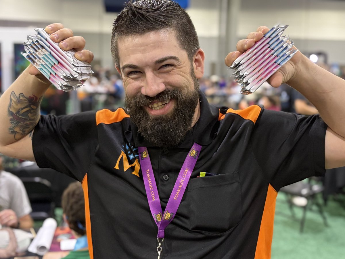 My bud, <a href="/OneMoreGameMTG/">Chris Rogers - One More Game MTG</a>, doing his best nana-nana-nana-nana-nana PACKMAN!