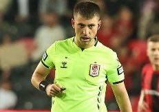 #EmekHırsızıBatuhanKolak
 Sana değil düdük, koyun gutmen icin değnek vermem emek hirsizi herif😡🤬