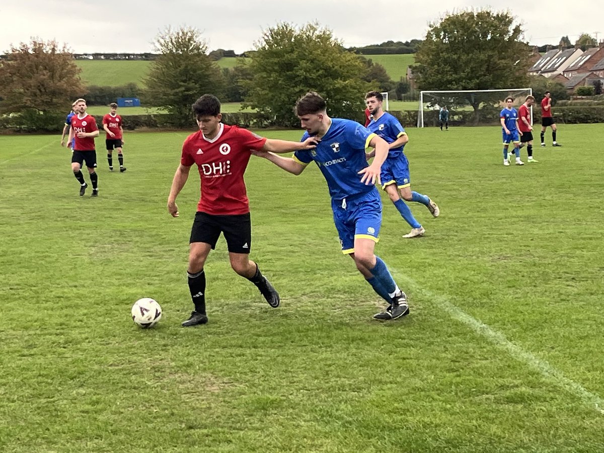 Colin Green (@greeny1955) on Twitter photo Saturday footie with <a href="/davidearlgray/">David Gray</a> & <a href="/ShrikeBirding/">John Hague</a> was only just over the border into Nottinghamshire for a NSL Intermediate cup 1st round tie between East Leake Robins FC v Elston Utd the home side progressing into the next round winning 4-3 Saturday footie with <a href="/davidearlgray/">David Gray</a> & <a href="/ShrikeBirding/">John Hague</a> was only just over the border into Nottinghamshire for a NSL Intermediate cup 1st round tie between East Leake Robins FC v Elston Utd the home side progressing into the next round winning 4-3