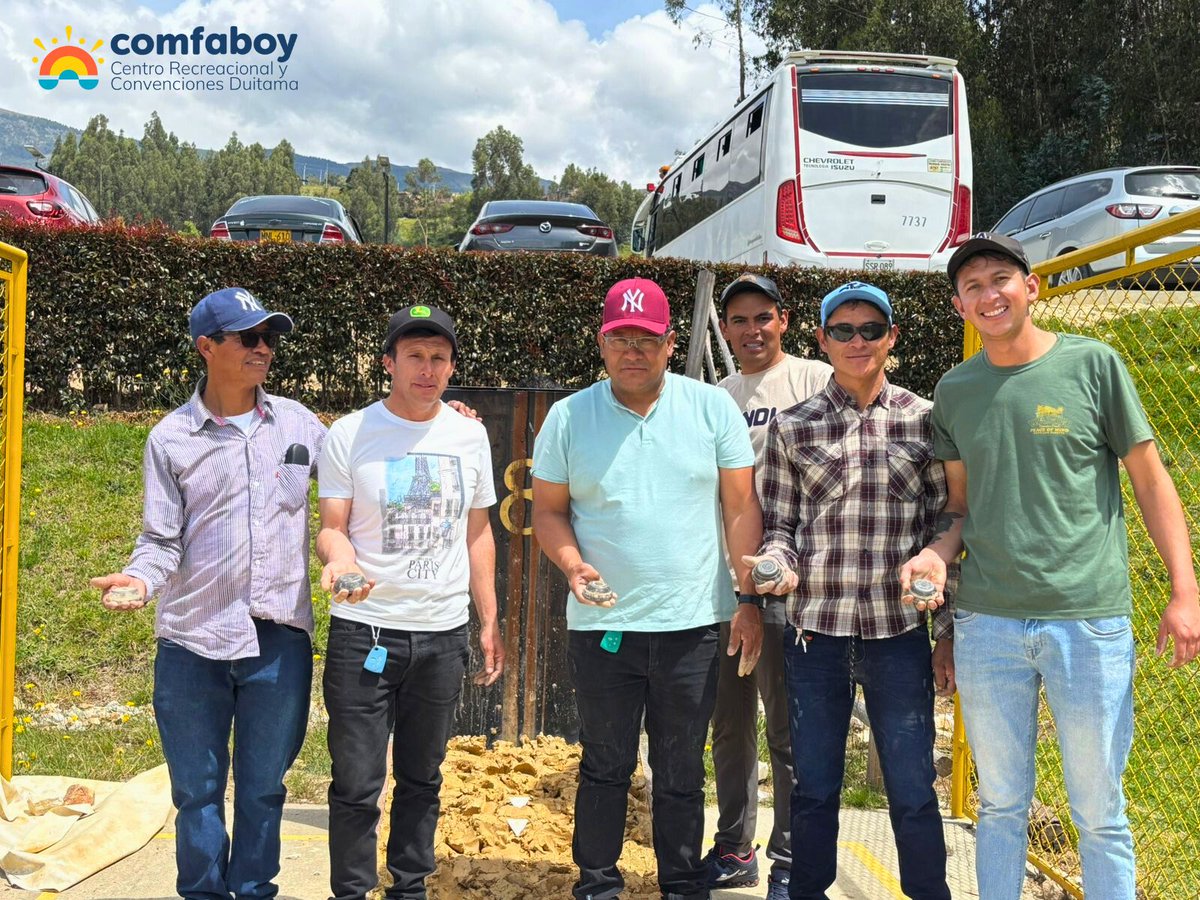 ¡Gracias Duitama! 🙌
Así disfrutamos de los Juegos Chiriposos Comfaboy: rumba, juegos y mucha diversión en familia.
En Comfaboy creemos que estos espacios fortalecen los lazos que nos unen 💙✨

#ComfaboyUnidosParaCrecer #JuegosChiriposos