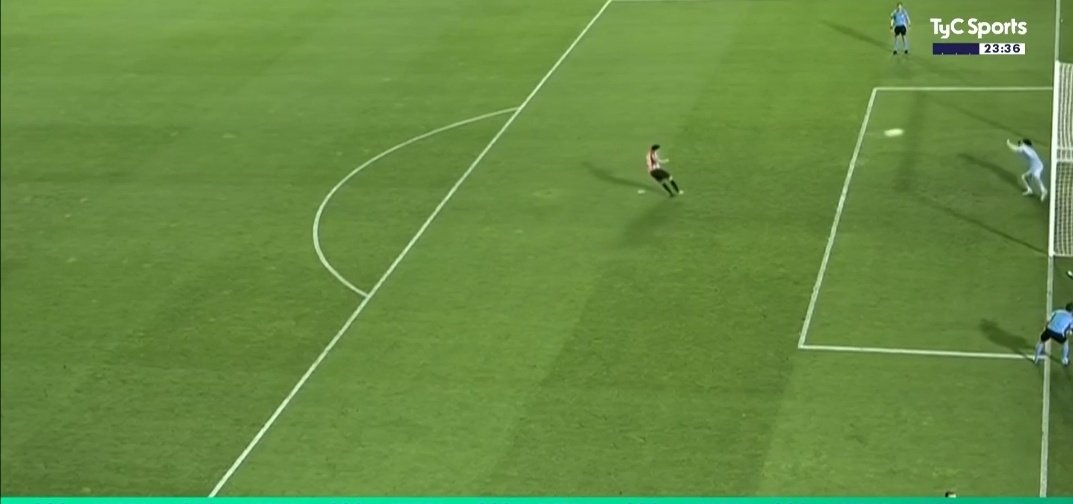 El DATO👨‍💻 curioso🕵‍♂️

En los últimos 4 partidos de #EDLP 🇦🇹 DEFINIDOS POR PENALES, quienes marcaron GOL durante el tiempo reglamentario luego vieron ATAJADOS sus remates desde los doce pasos 🤦

Cetré vs Boca Jrs
Mancuso vs Vélez S.
Castro vs Aldosivi
Benedetti vs Flamengo
