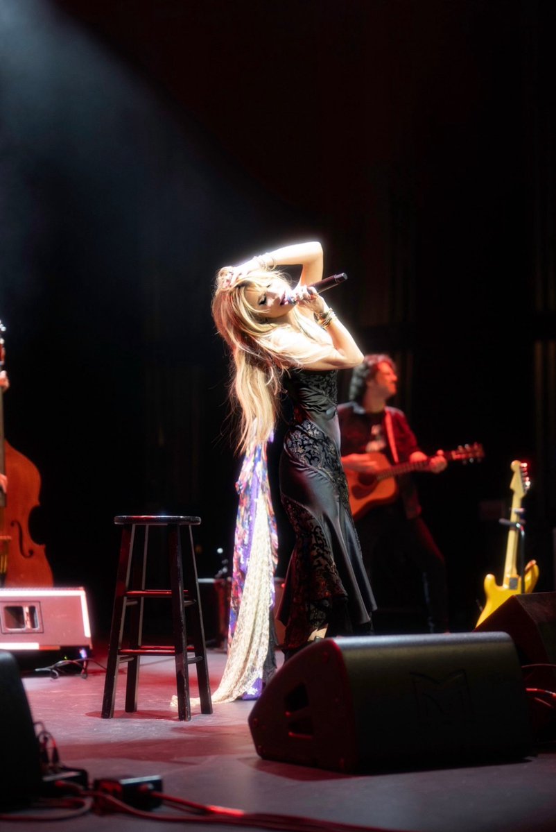 JessicaSimpson's tweet image. I am a free spirit, an untamed heart that deeply loves, gives and feels absolutely everything. Now, as a Woman and a Mother, when I am on the stage...I am connected to myself, my heart and purpose more than ever! I can finally allow myself to receive the best of your smiles and…