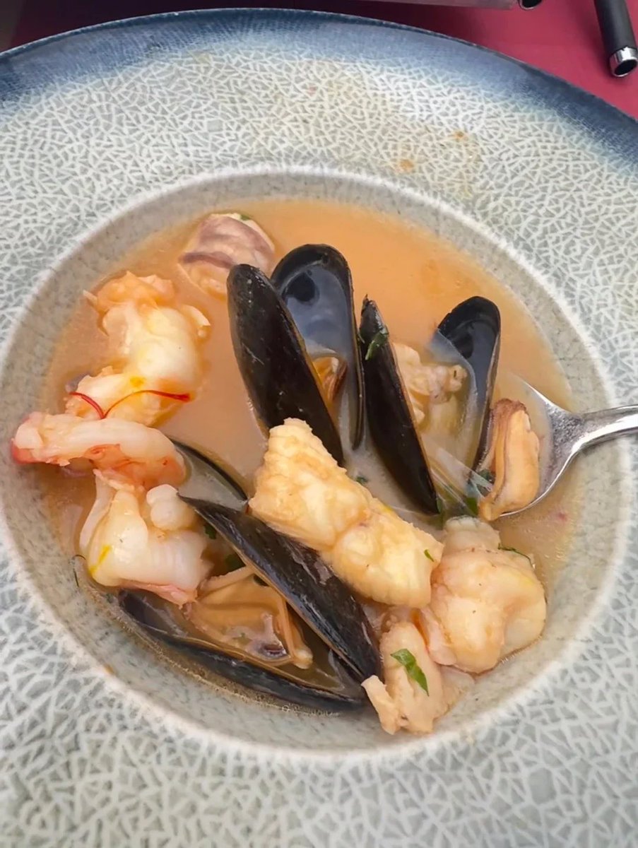 aj_Polin0815's tweet image. Con mi hermosa cliente ，La tienda de mariscos Atlantis en el distrito 18 de Viena, súper fresca y deliciosa，Especialmente delicioso.