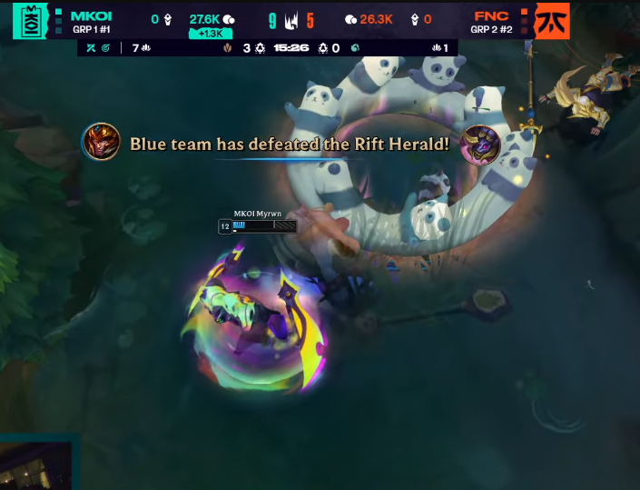 🚨 Movistar KOI are one nexus away from #LEC 2025 Summer Finals!

MKOI 🇪🇸 2⃣-1⃣ FNC 🇬🇧

Myrwn 🇪🇸 on K'Sante laughs at FNC as he walks away with a 1v2 Double Kill and ends the game unkillable at a 4/0/9 KDA!