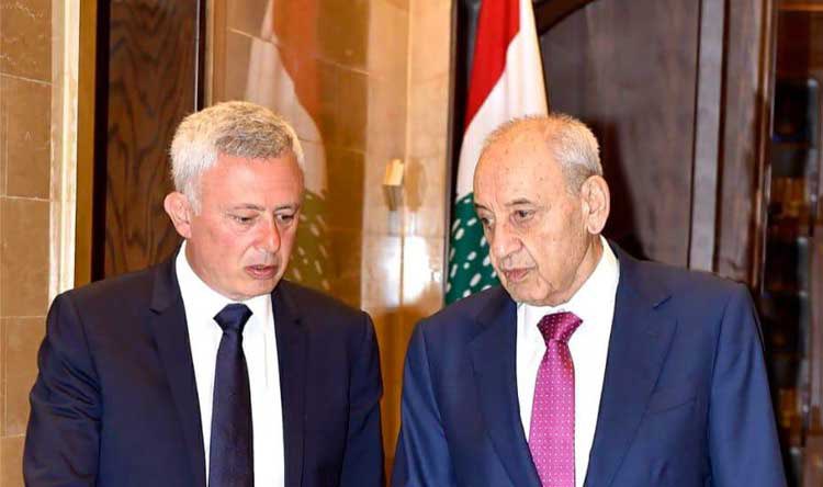 bashar__zaiter's tweet image. الامام علي (ع): &quot;لا يكون الصّديق صديقًا حتّى يحفظ أخاه في ثلاث: في نكبته، وغيبته، ووفاته&quot;.
وهم نِعم الأخوة لسماحة #السيد_حسن_نصرالله 
#الذكرى_السنوية_الاولى #نبيه_بري #سليمان_فرنجية
@sleimanfrangieh