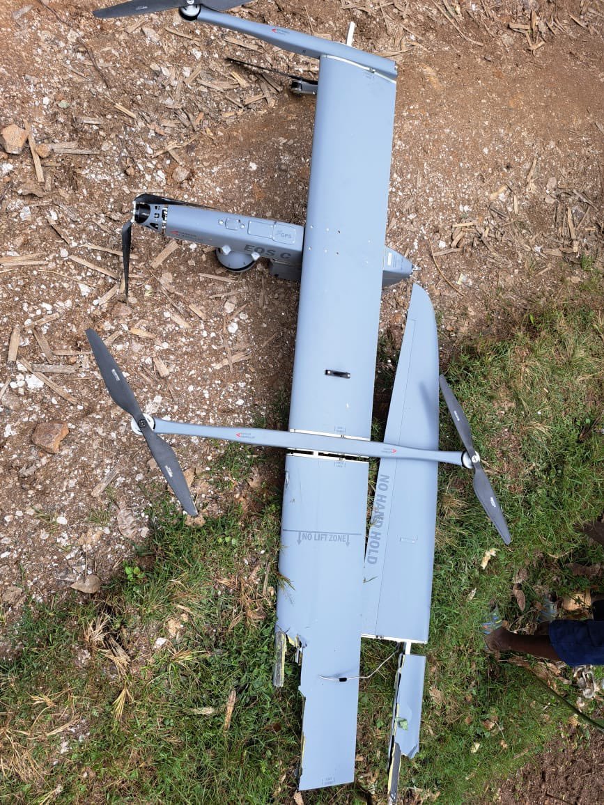 DRC 🇨🇩: Pictures showing fallen down/shot down estonian made Threod Systems EOS C VTOL drones used by the M23.