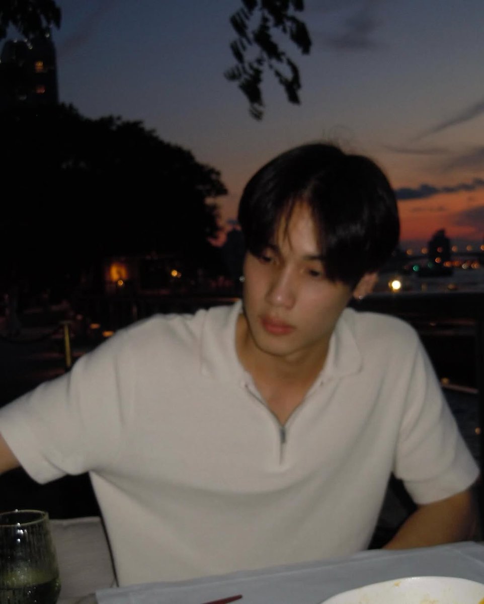 sleptonscene's tweet image. happy birthday, my precious one! 💖
i wish your 20s gives you lots of blessings and may you always be surrounded by all the good things in this world. grow strong and always be happy na jaa. i love you wholeheartedly, bebe 💖 (ps. don't go party too much na)
#Java20thChapter…