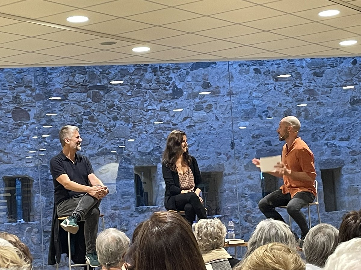 Vespres a la Historica, LA MEMÒRIA D'UN SEGLE EN FEMENÍ amb la Tania Juste i Toni Cruanyes. Calonge.