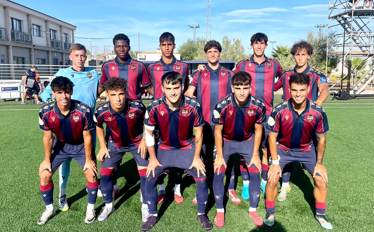 🏁 FINAL

#AtléticoLevanteUD 3-1 <a href="/AtcoSaguntino/">Atlético Saguntino ⚔️</a>

⚽️ <a href="/mariosese/">Mario Sesé Vera</a>
⚽️ <a href="/Danicerveraa10/">Danicervera10</a>
⚽️ <a href="/alvaaromoreno17/">Alvaaromoreno17</a>