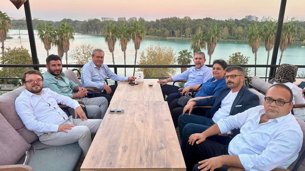 biz bu vatanı karşılıksız seviyoruz diyen TÜRKAV Adana ve Mersin İl Başkanlarımızla bir araya geldik; konu her zaman olduğu gibi memleket meseleleri