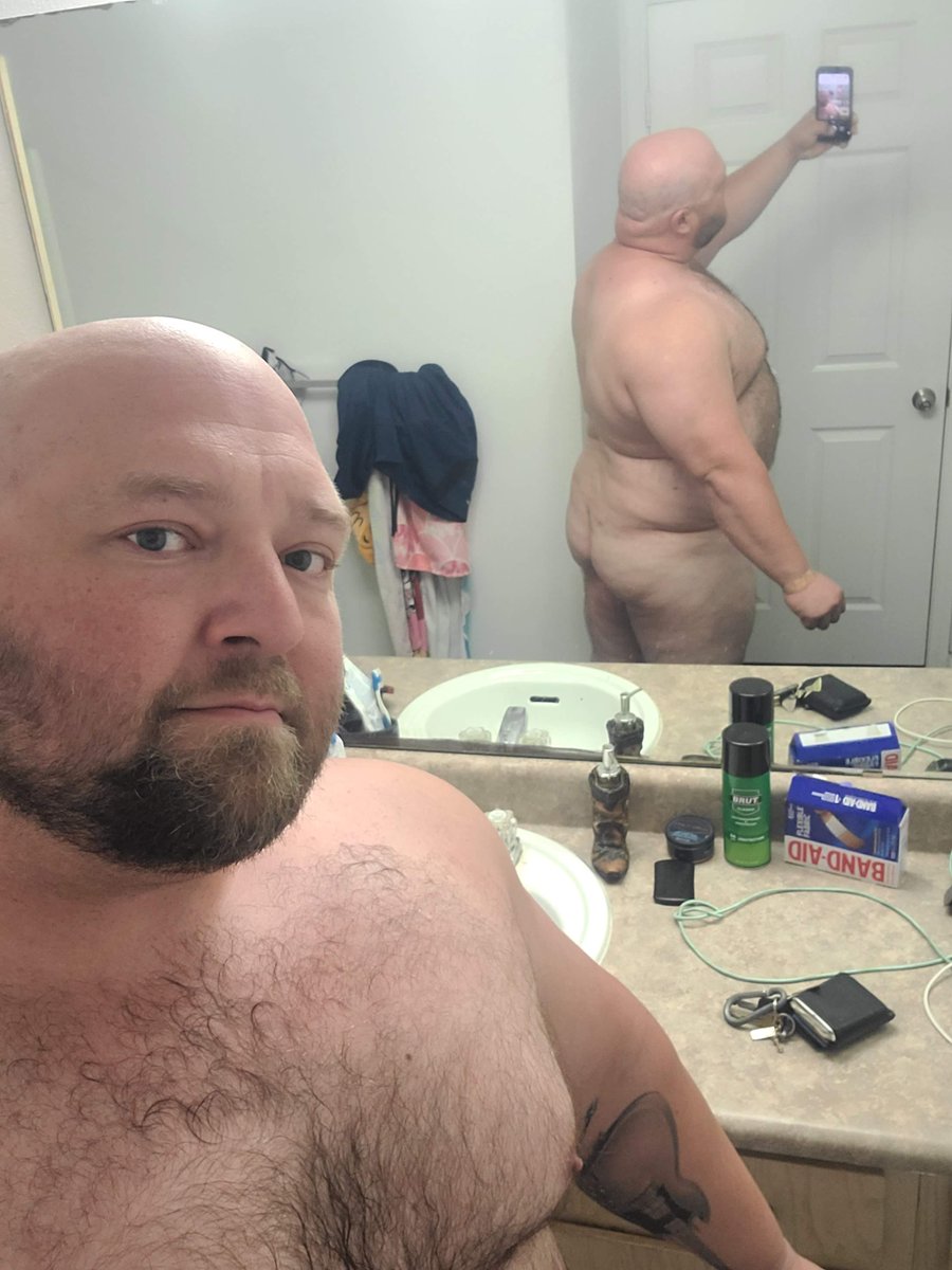 Behind the scenes filming to eat my cum covered donut!!! @Stripchat 👉 stripchat.com/Strong_Bear89/… #stripchat #stripchatlive