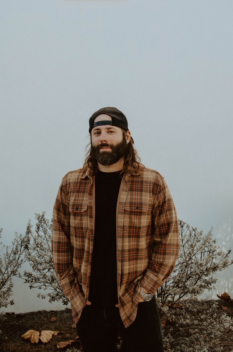 CJSolar's tweet image. Crazy how much can change in a year… blessed to be surrounded by so many people who love, support and believe in me as a person and an artist… if we’re homies, you know who you are… turned 33 yesterday &amp;amp; got a feeling this next year will bring a lot more music and adventure 🤘🏻