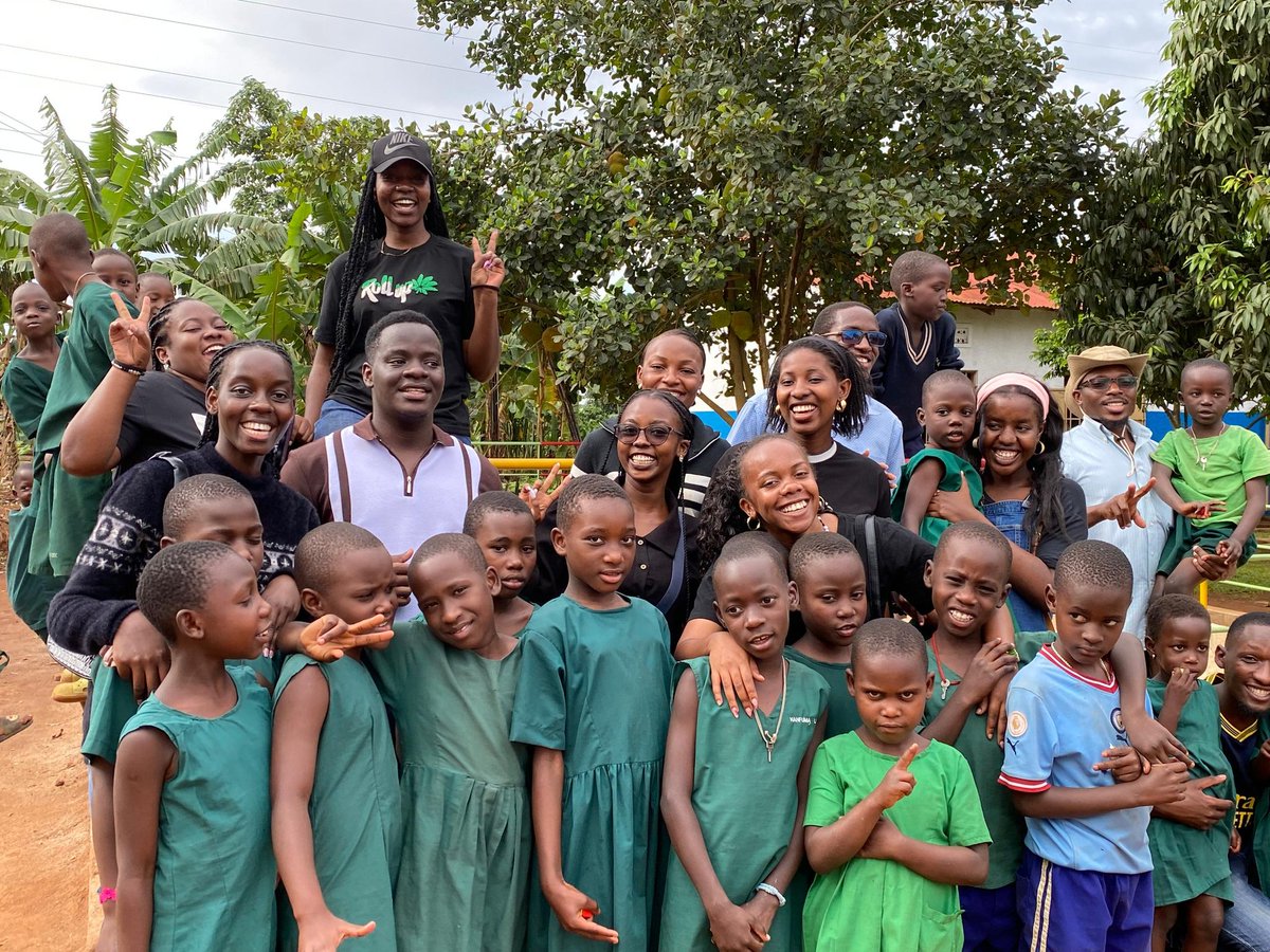 UCULSMain's tweet image. 💜Today, we visited with the beautiful community of youngsters at Mukono Children’s Home in Nasuuti where we shared with them the gifts of love and togetherness! 

#TheAgenda2025