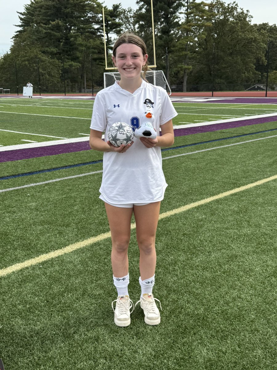 #PRide, Lady pirates keep their composure and make things happen with 3-1 W vs North. Jenna Silver scores 1, Tess Sirakovsky scores 2 &amp; Maddy Lynch had 1 assist . Catie Donohue had 8 saves. Lucky Duck  POG is Maddy Lynch! <a href="/PRAthletic/">PearlRiverAthletics</a> <a href="/StephenHaynes4/">Stephen Haynes</a>