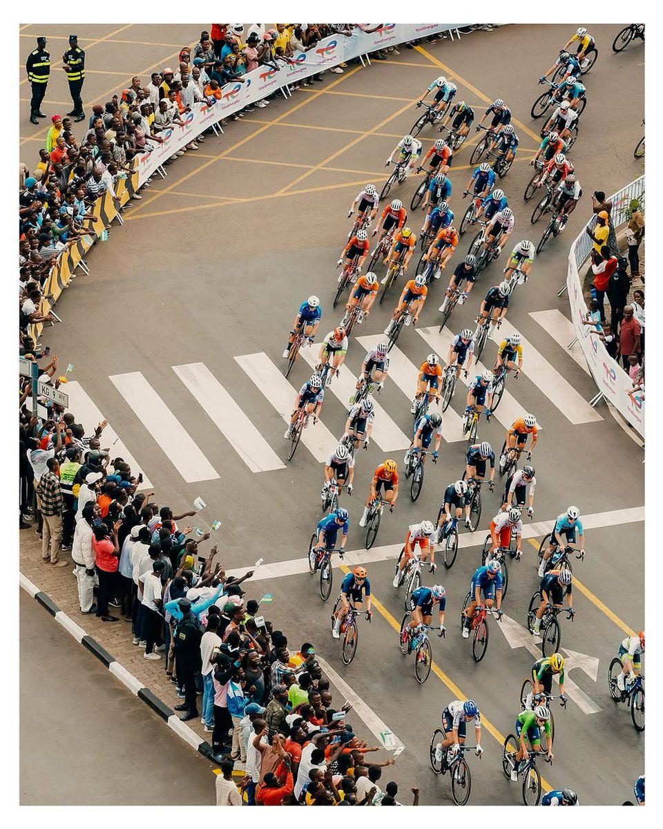 Whoever’s behind the lens, 🤝 📸👌🏾