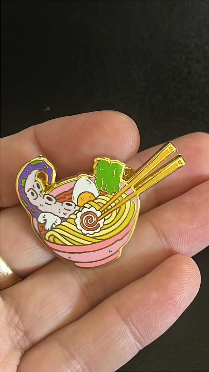My Dearest knows me so well and whipped this out at such perfect timing to comfort me after a stressful/sad day. Considering that we can’t get Pho lately cuz we’re saving our money, he still got me a lil Pho Noodle bowl as a comfort pin. 🥰 It’s so cute!!! I feel His Love! 💕